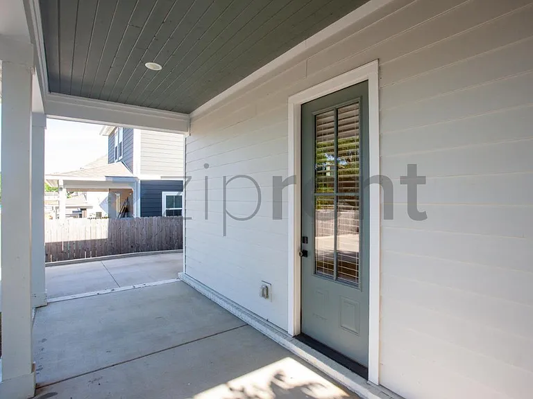 139 W Deaderick St — Photo 37