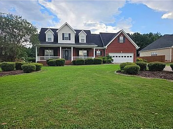 103 Liberty Ln, Anniston, AL 36207