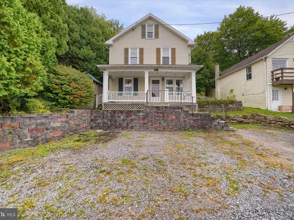 107 Limestone St, Milesburg, PA 16853