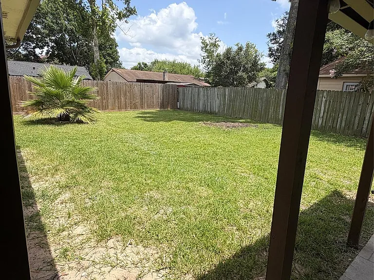 2110 Bentvine Dr — Photo 11