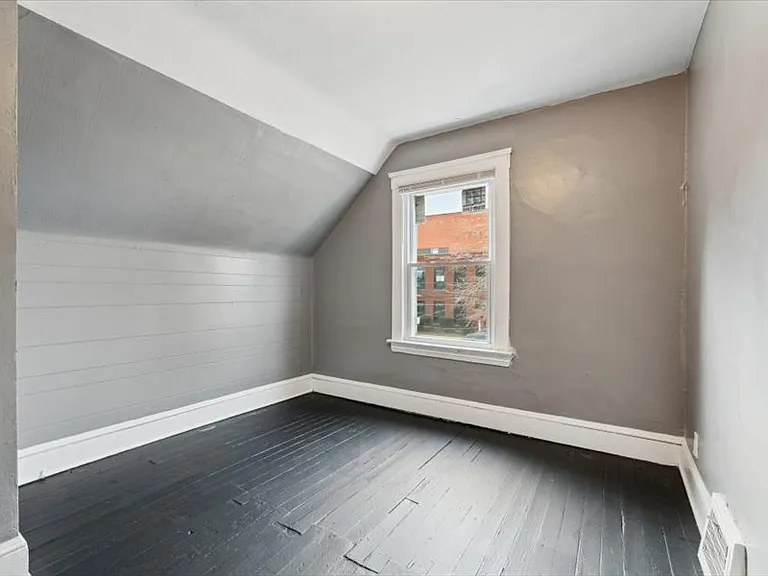 4002 Ardmore Ave — Photo 24