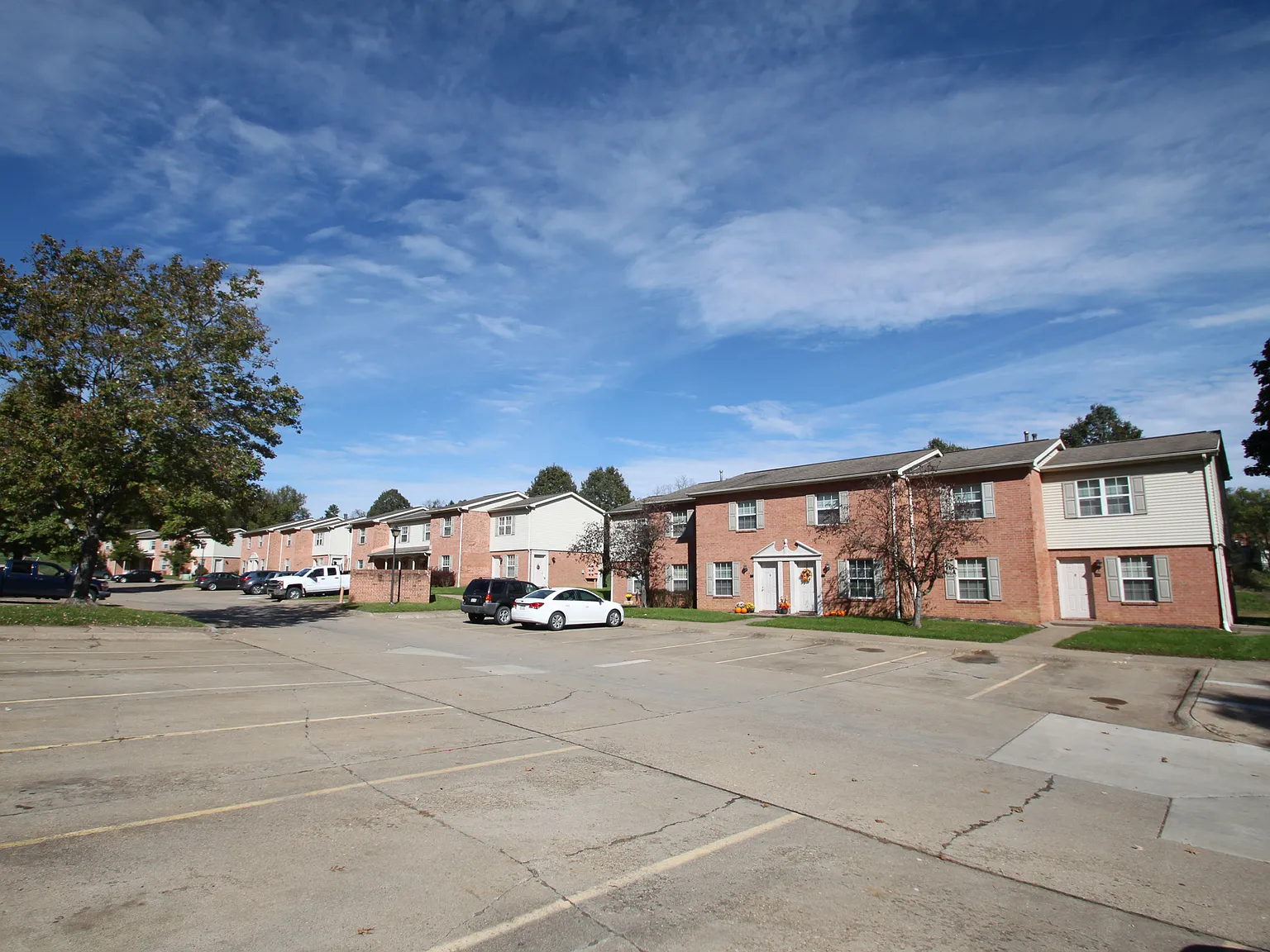 Oglebay Village Apartments — Photo 3