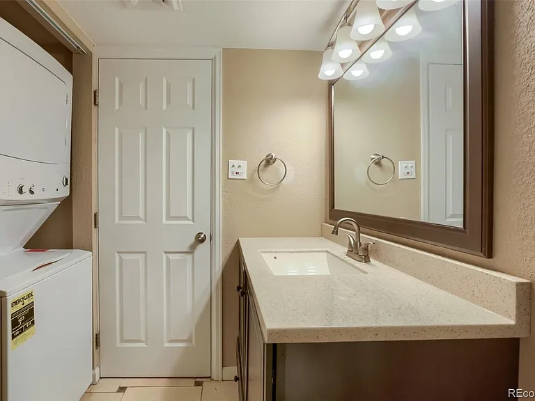 3434 S Locust St #A — Photo 10