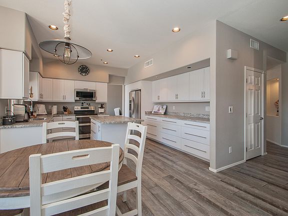 5th image of 11171 E Greythorn Dr
