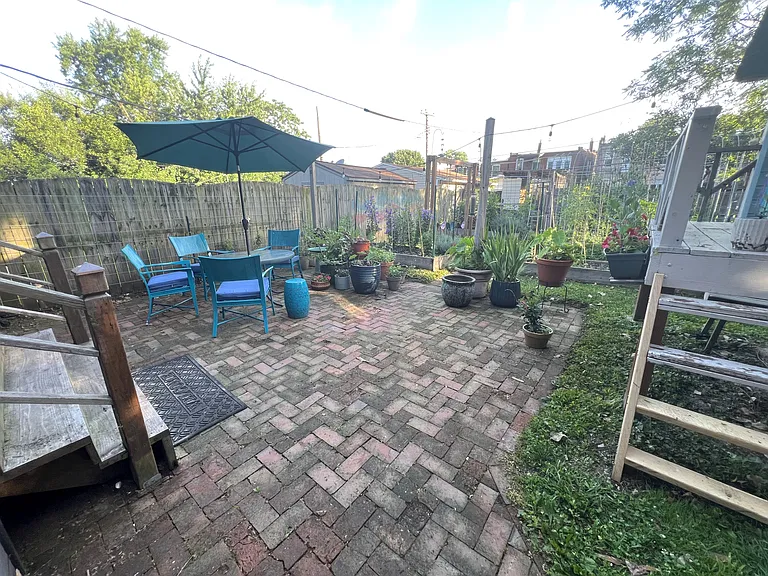 3817 Lafayette Ave — Photo 45