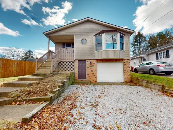 1144 Benton St, Barberton, OH 44203