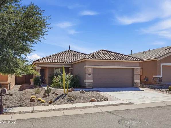 1327 W Calle Luis Maria, Sahuarita, AZ 85629