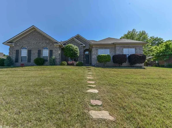 107 Hidden Falls Ln, Maumelle, AR 72113