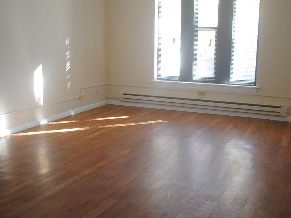 1st image of 2036 S 5th Ave APT 201