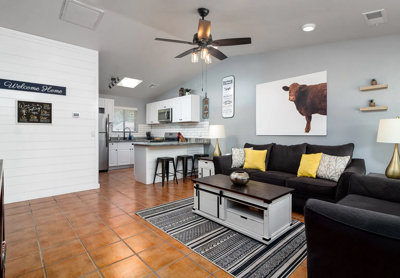 1 bed, 800 sqft, $1,800 — Photo 1