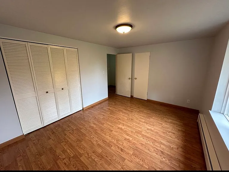 8256 43rd Ave NE — Photo 13