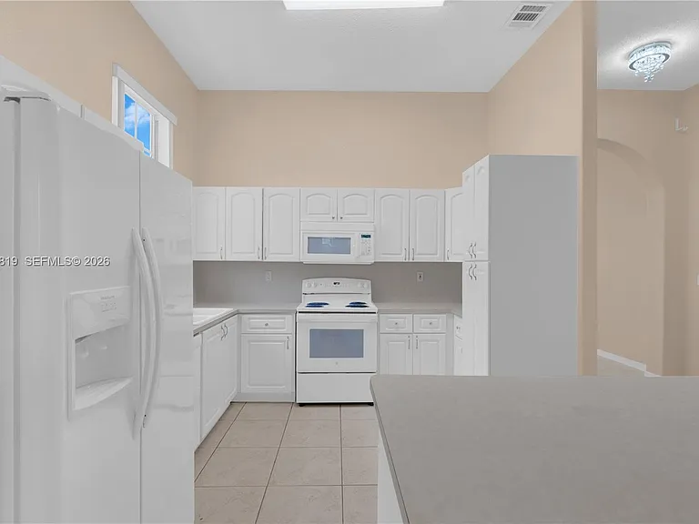15339 SW 32nd Ter — Photo 13