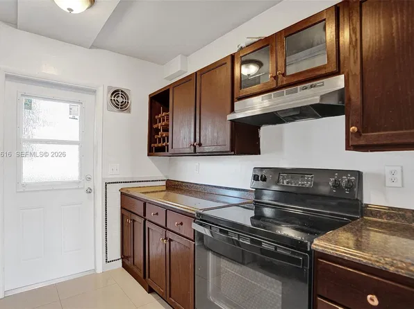 5420 NW 11th St APT 108, Fort Lauderdale, FL 33313