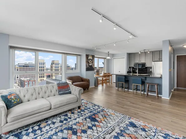 433 S 7th St APT 1801, Minneapolis, MN 55415