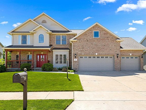 3rd image of 3816 W Hearthwood Dr
