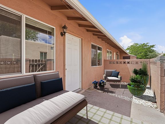 3rd image of 304 Vassar Dr SE