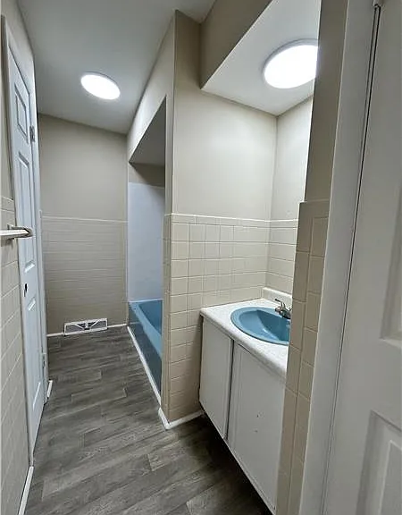 108 Cunningham Ln #D5 — Photo 6