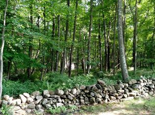 121 Bill Rogers Rd, Guilford, CT 06437