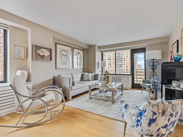 372 Central Park West image 1 of 9