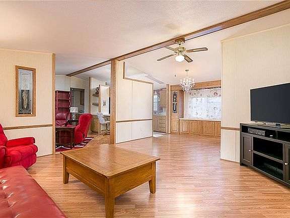 2nd image of 3824 Towhee Ln