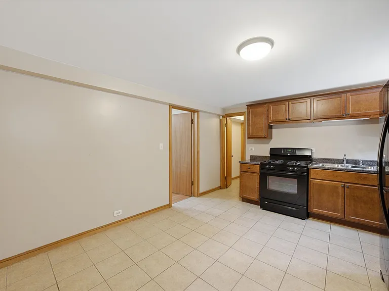 7058 S Fairfield Ave #G — Photo 5