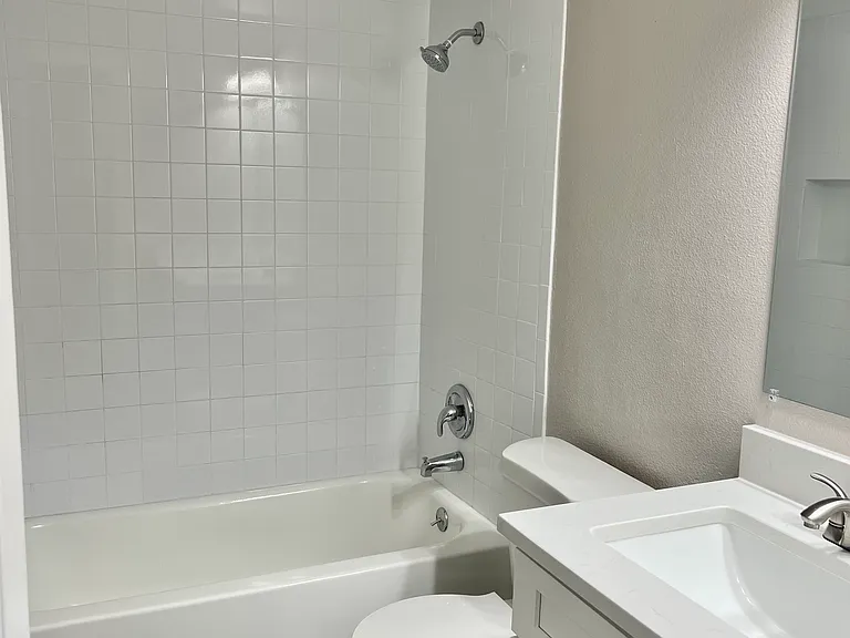 618 Woodlane Cir — Photo 7