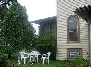 92 Rugby Rd, Buffalo, NY 14216