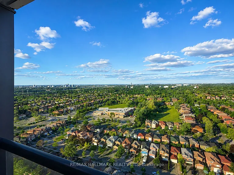 7950 Bathurst St #2208 — Photo 10