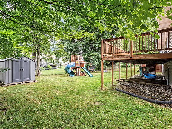 5th image of 2726 Tall Trees Ave