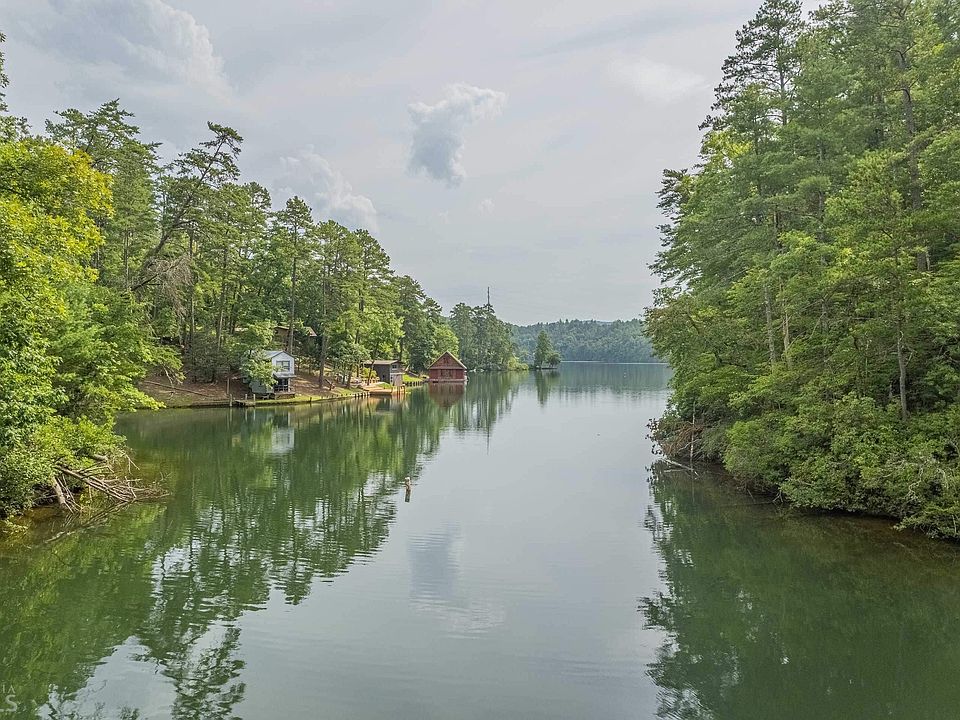 831 Yonah Lake Rd, Toccoa, GA 30577 MLS 20061178 Zillow