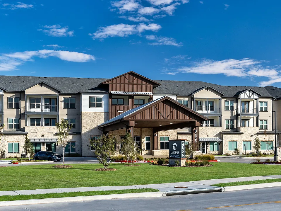 Larkspur at Creekside - 55+ Active Adult Apartment Homes