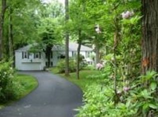 11 Shepard Rd, Woodbridge, CT 06525