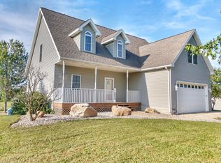 5303 E Ridge Rd, Elsie, MI 48831