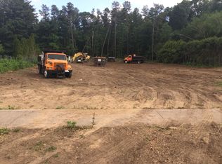 108 Wildflower Cir, Westfield, MA 01085