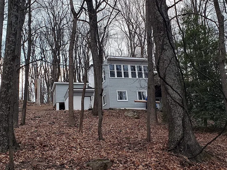 214 Bridle Path Rd — Photo 41