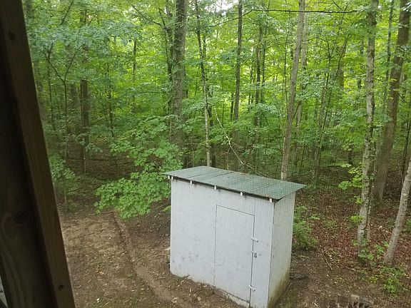 3rd image of 21 Mulberry Dr