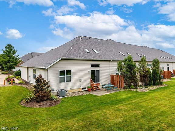 3rd image of 1467 Winged Foot Dr