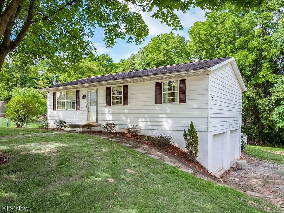 1st image of 2665 Marion Oaks Dr