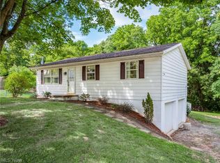 2665 Marion Oaks Dr, Zanesville, OH 43701