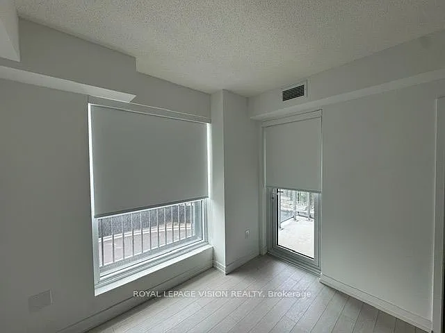 4010 Eglinton Ave W #202 — Photo 33
