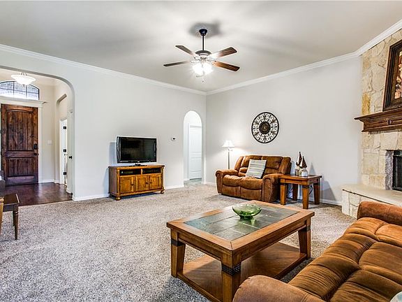 5th image of 125 Stone Field Ct