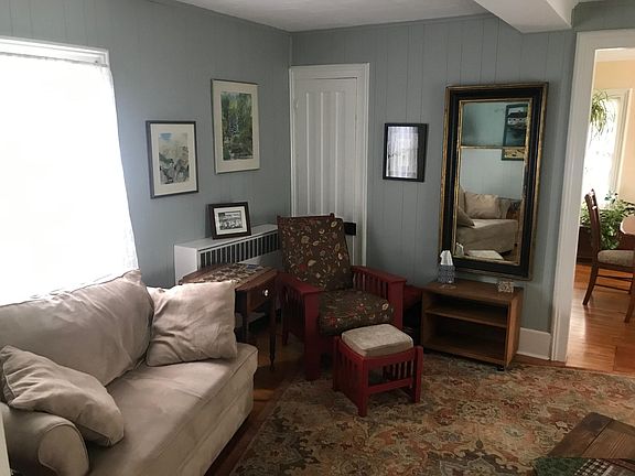 5th image of 153 Saratoga Ave