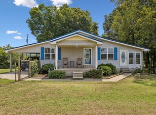 1525 E Piney Rd, Dickson, TN 37055