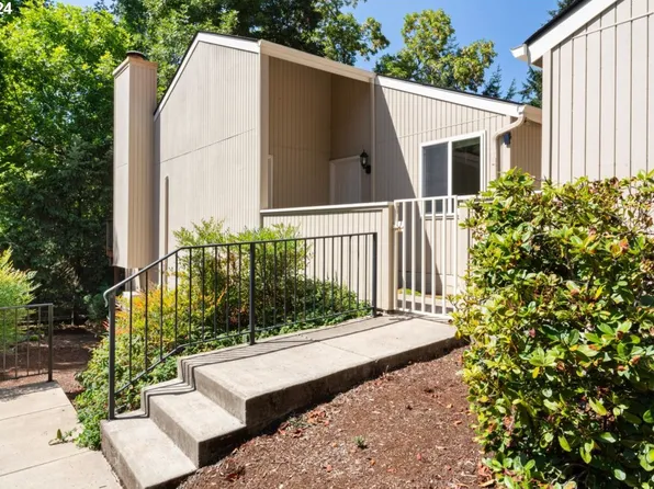 2558 Brittania Pl, Eugene, OR 97405