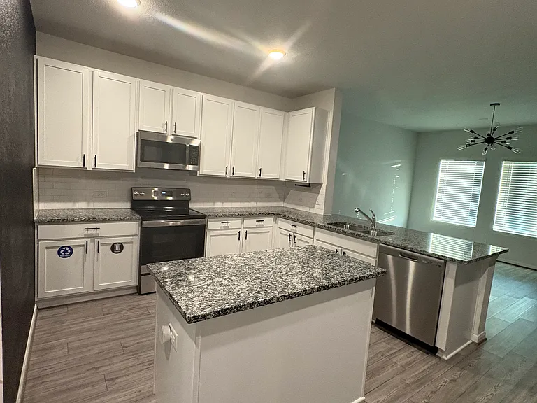 124 Katie Elder Dr — Photo 14