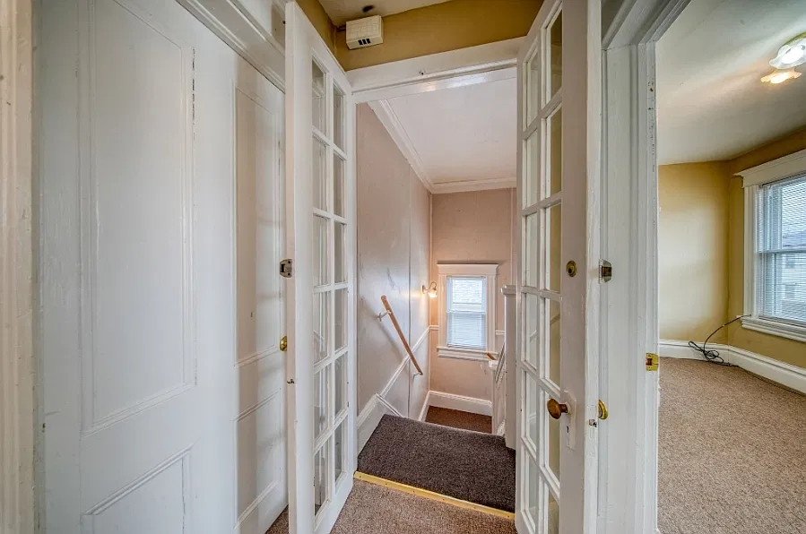 2 bed, 780 sqft, $1,780 — Photo 2