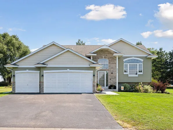 862 Mallard St NE, Hanover, MN 55341