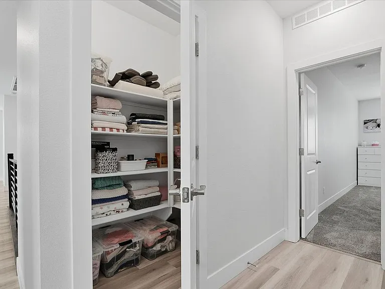 5366 Purple Moon Ave — Photo 38