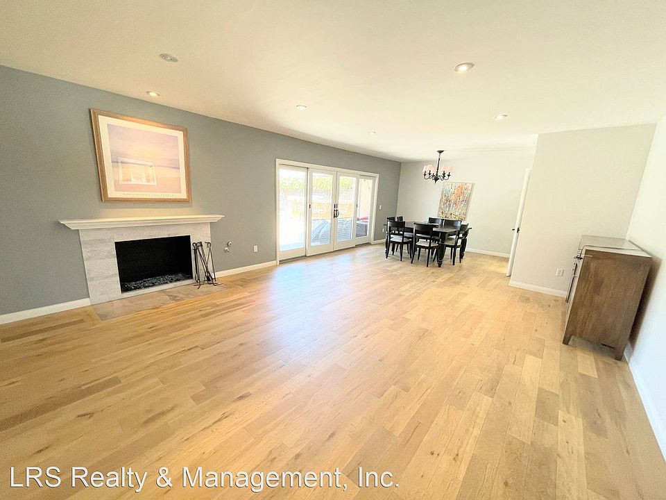 1st image of 14211 Hatteras St