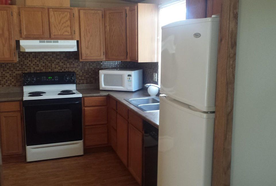 1st image of 2625 E Beverly Ln